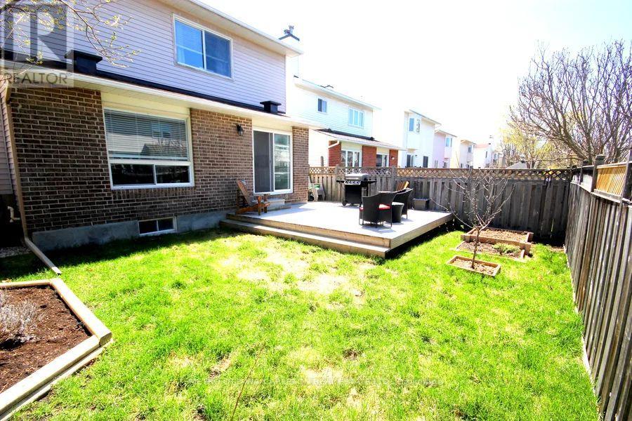 18 Chickasaw Crescent, Ottawa, Ontario  K2M 1M4 - Photo 9 - X13110384