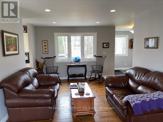 607 Farmers Line, Bonfield, Ontario  P0H 2E0 - Photo 22 - X13110396