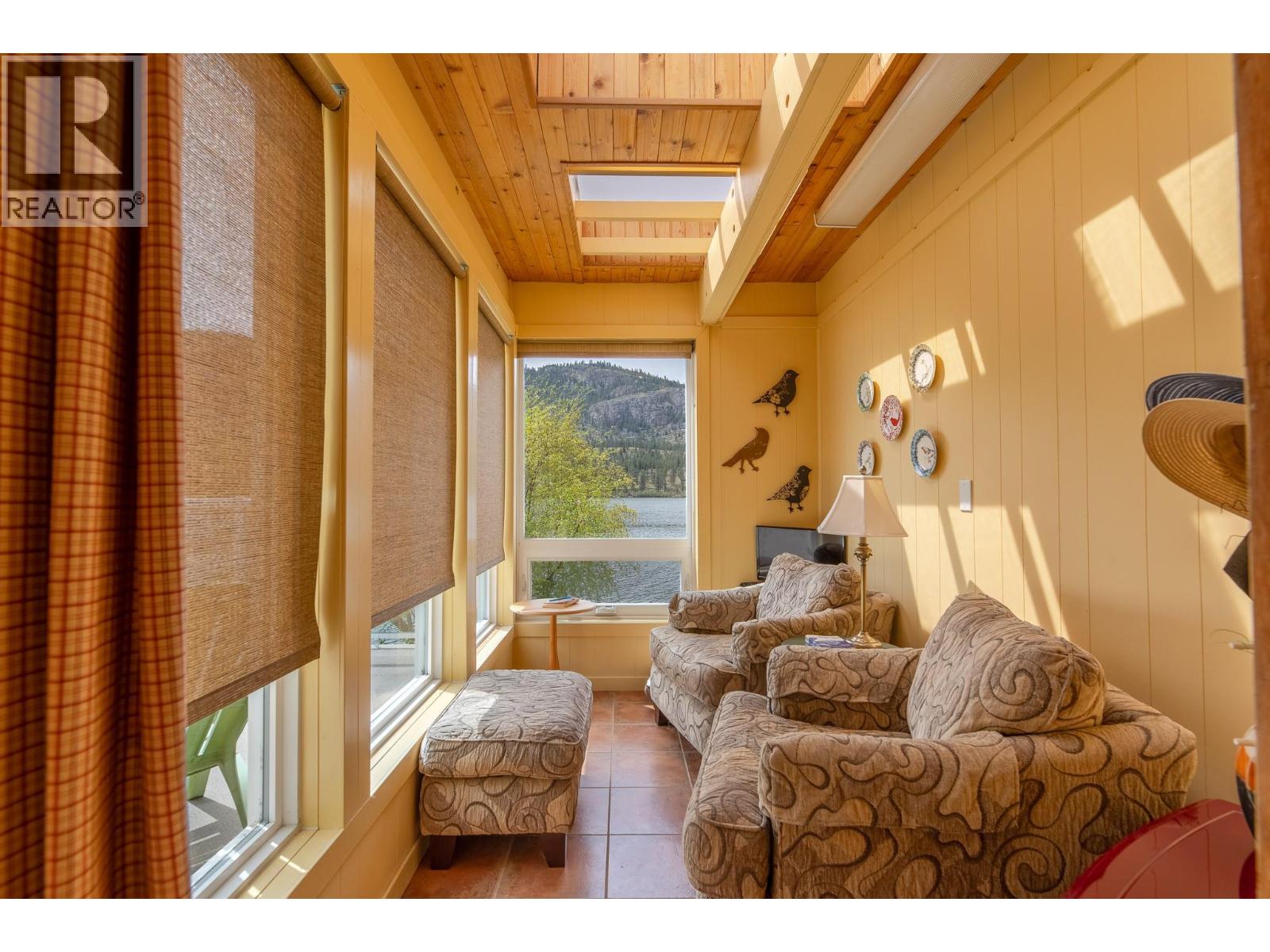 3120 Vaseux Lake Crescent, Okanagan Falls, British Columbia  V0H 1R2 - Photo 24 - 10383243