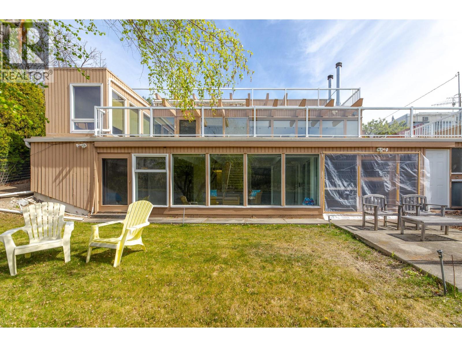 3120 Vaseux Lake Crescent, Okanagan Falls, British Columbia  V0H 1R2 - Photo 3 - 10383243