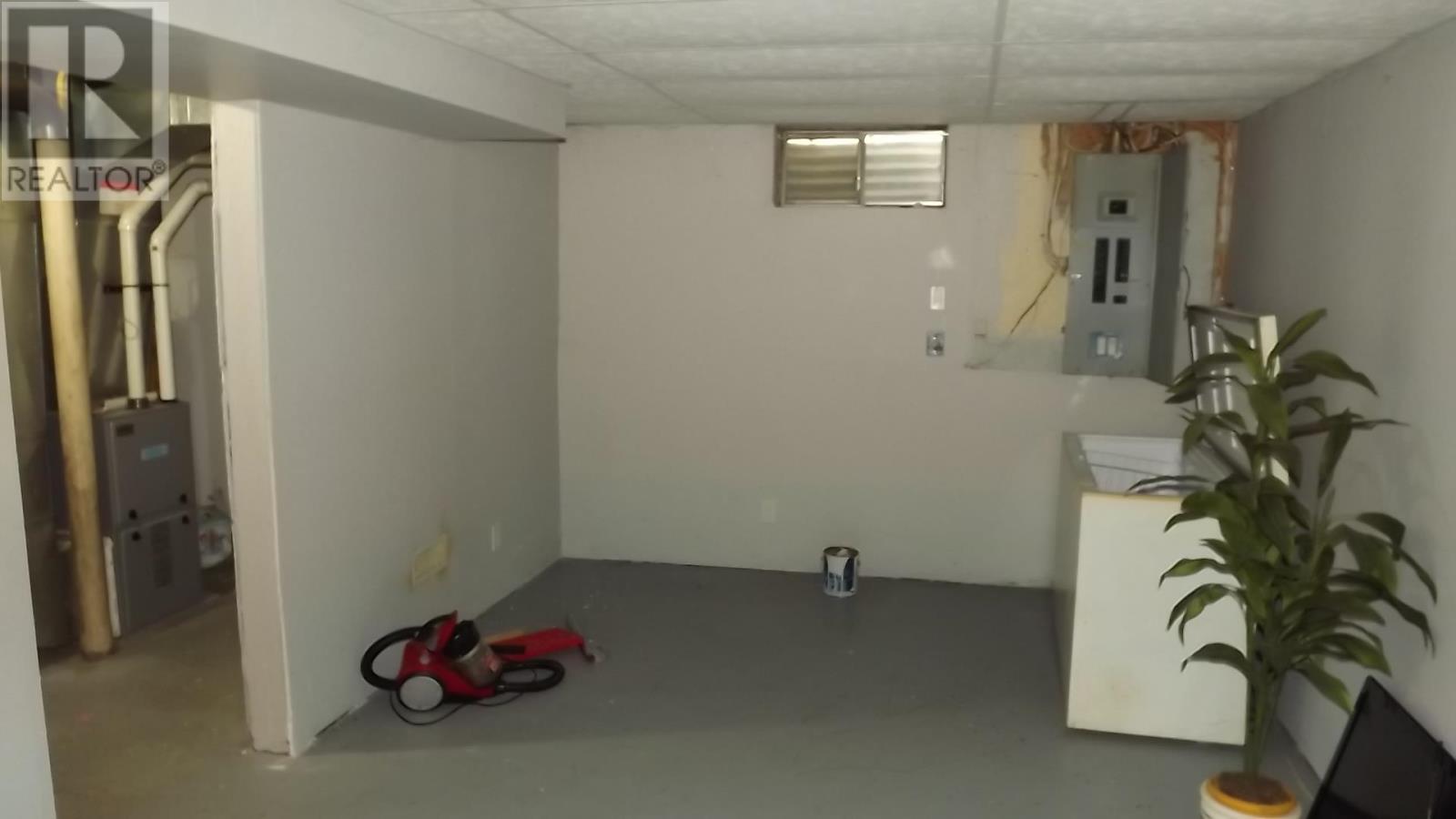16 Hergott Ave, Elliot Lake, Ontario  P5A 3A8 - Photo 17 - SM260497