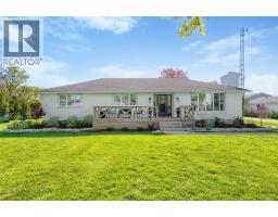 5328 MANDAUMIN ROAD, Plympton-Wyoming, Ontario