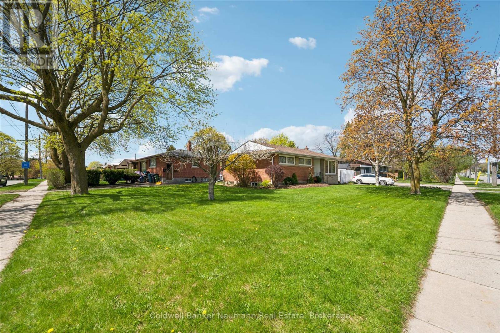 92 Victoria Road N, Guelph, Ontario  N1E 5H2 - Photo 2 - X13110516