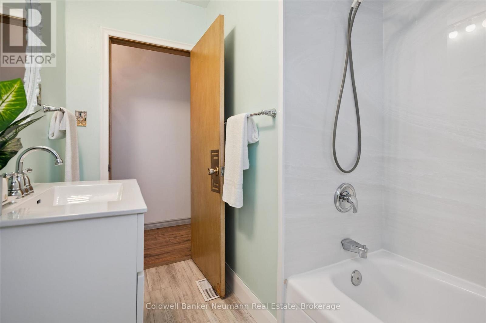 92 Victoria Road N, Guelph, Ontario  N1E 5H2 - Photo 24 - X13110516