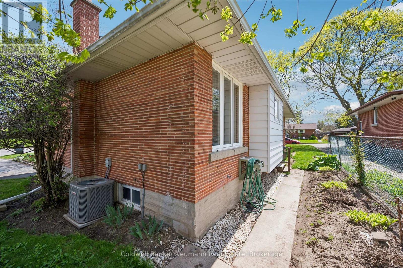 92 Victoria Road N, Guelph, Ontario  N1E 5H2 - Photo 36 - X13110516
