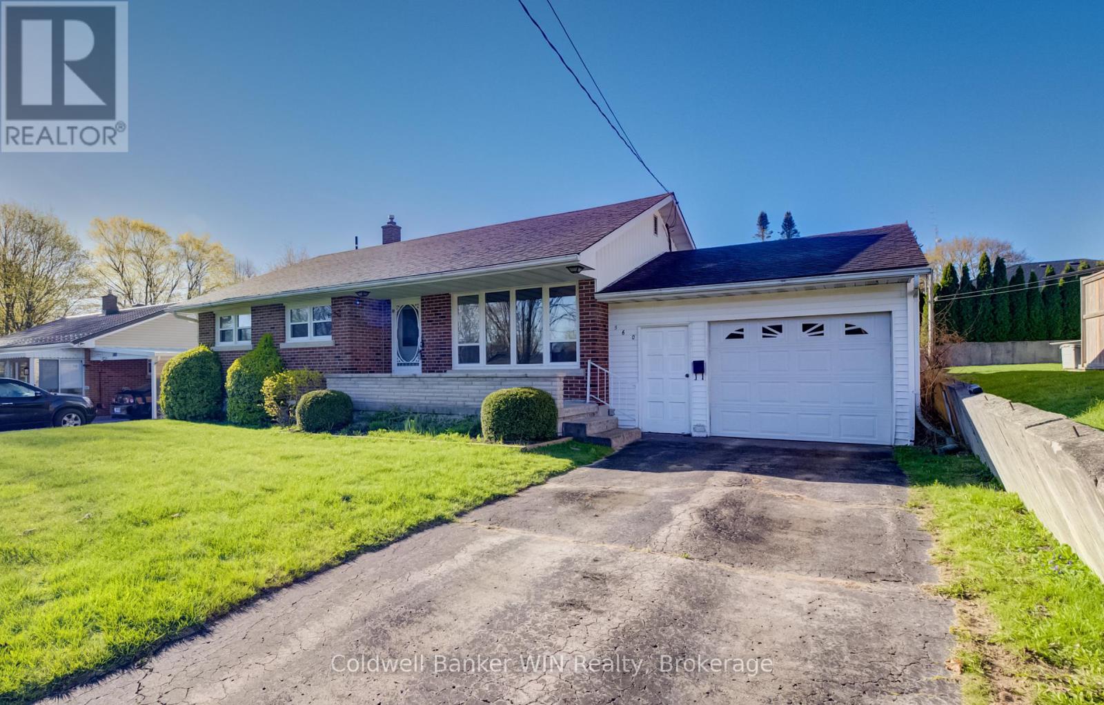 560 Prince Charles Street, Wellington North, Ontario  N0G 2L3 - Photo 3 - X13110584