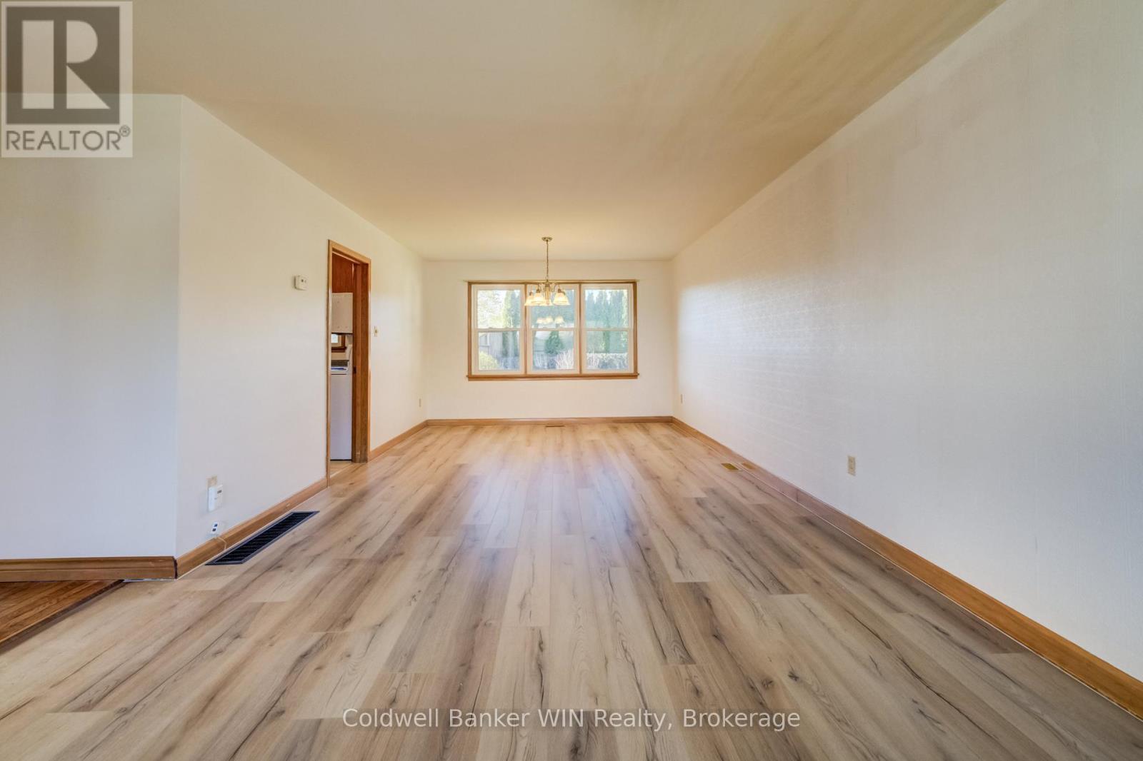560 Prince Charles Street, Wellington North, Ontario  N0G 2L3 - Photo 6 - X13110584