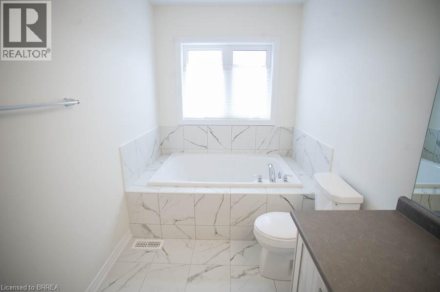 58 Bellhouse Avenue, Brantford, Ontario  N3T 0W1 - Photo 20 - 40828644