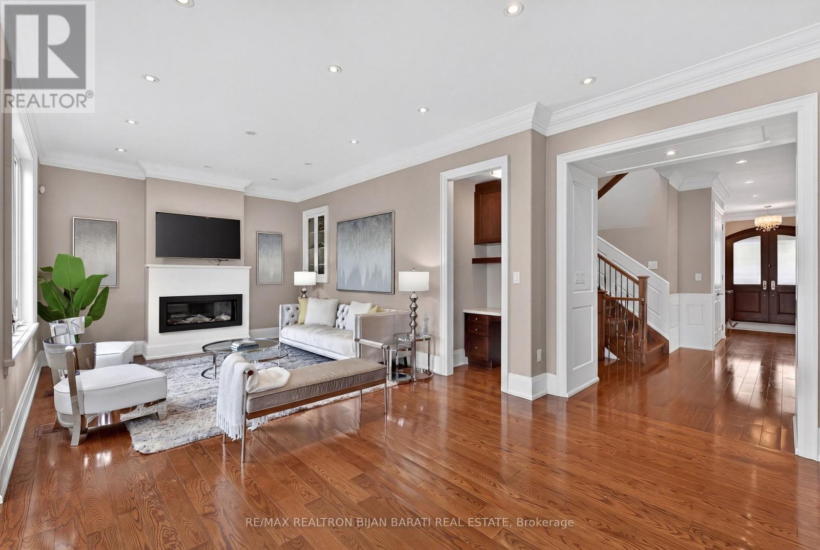 20 Windham Drive, Toronto, Ontario  M2K 1X8 - Photo 4 - C13110462