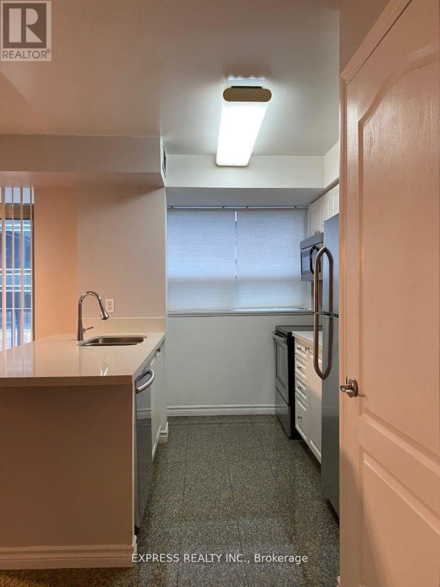 407 - 30 Hayden Street, Toronto, Ontario  M4Y 3B8 - Photo 3 - C13110490