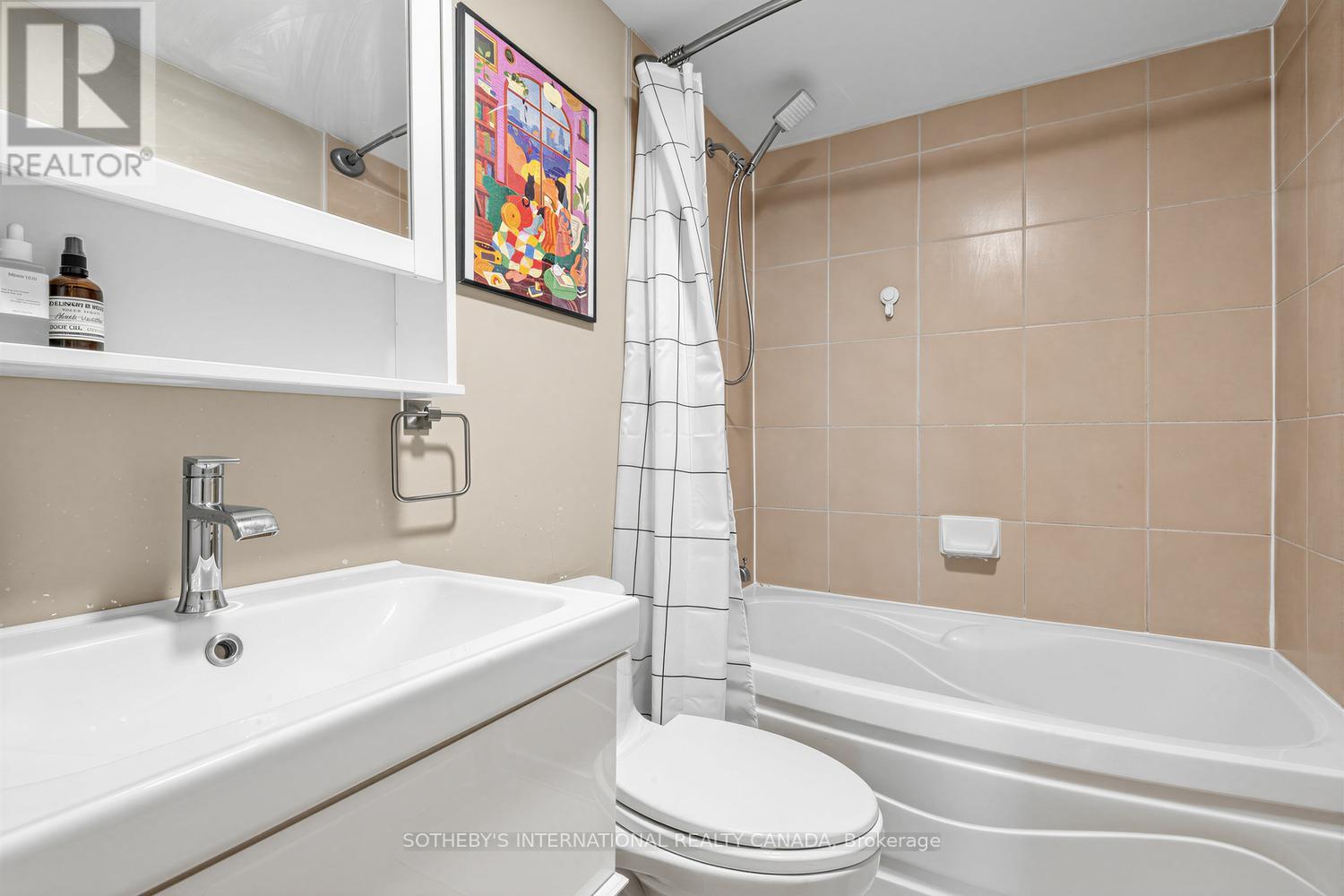 2102 - 381 Front Street W, Toronto, Ontario  M5V 3R8 - Photo 15 - C13110512