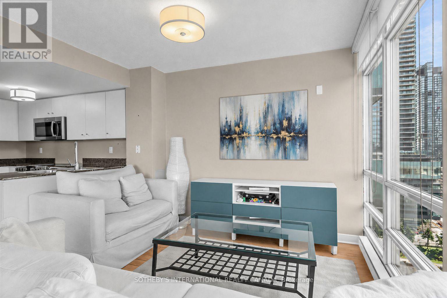 2102 - 381 Front Street W, Toronto, Ontario  M5V 3R8 - Photo 8 - C13110512