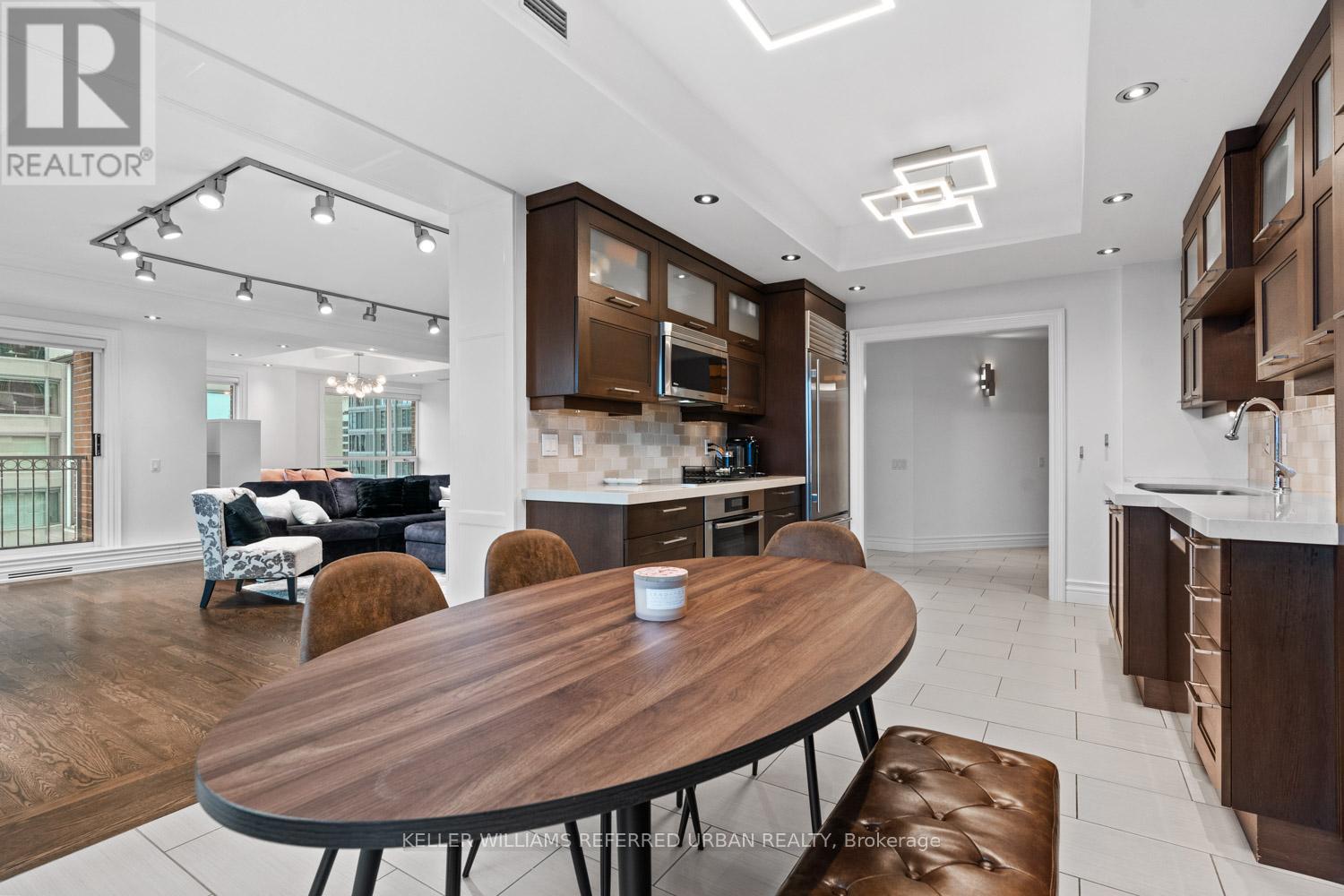 1802 - 38 Avenue Road, Toronto, Ontario  M5R 2G2 - Photo 13 - C13110540