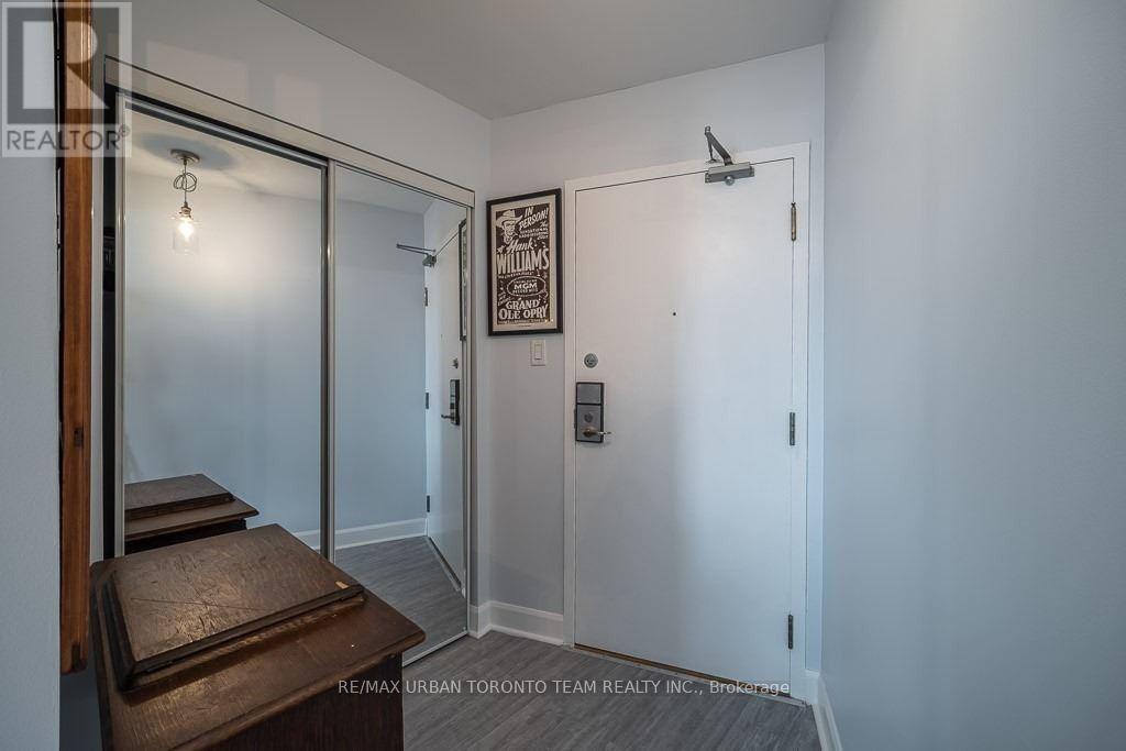 1601 - 650 Queens Quay Boulevard, Toronto, Ontario  M5V 3N2 - Photo 10 - C13110566