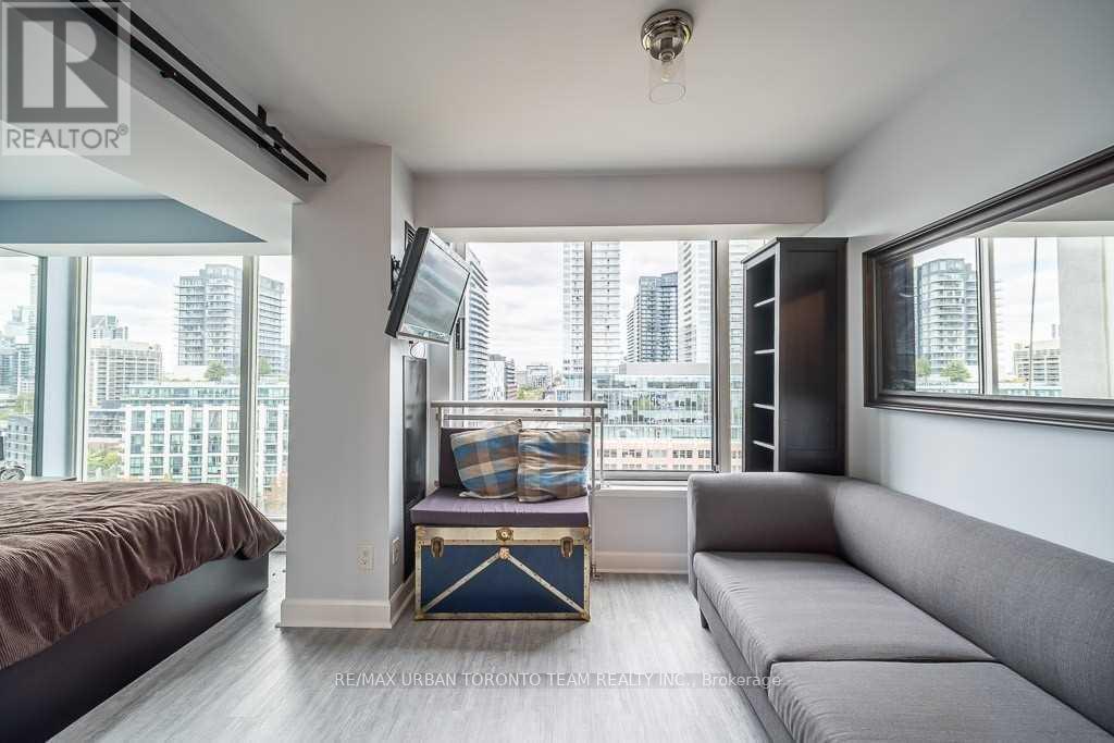 1601 - 650 Queens Quay Boulevard, Toronto, Ontario  M5V 3N2 - Photo 16 - C13110566