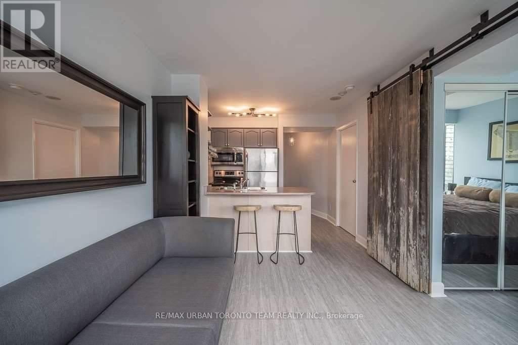 1601 - 650 Queens Quay Boulevard, Toronto, Ontario  M5V 3N2 - Photo 4 - C13110566
