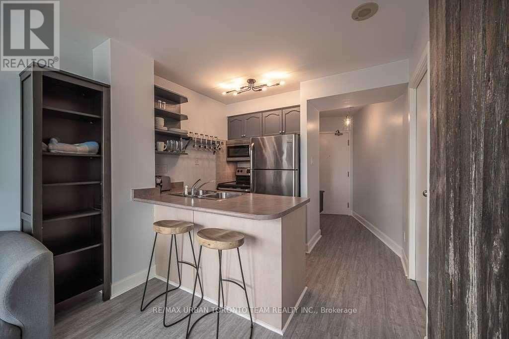 1601 - 650 Queens Quay Boulevard, Toronto, Ontario  M5V 3N2 - Photo 7 - C13110566