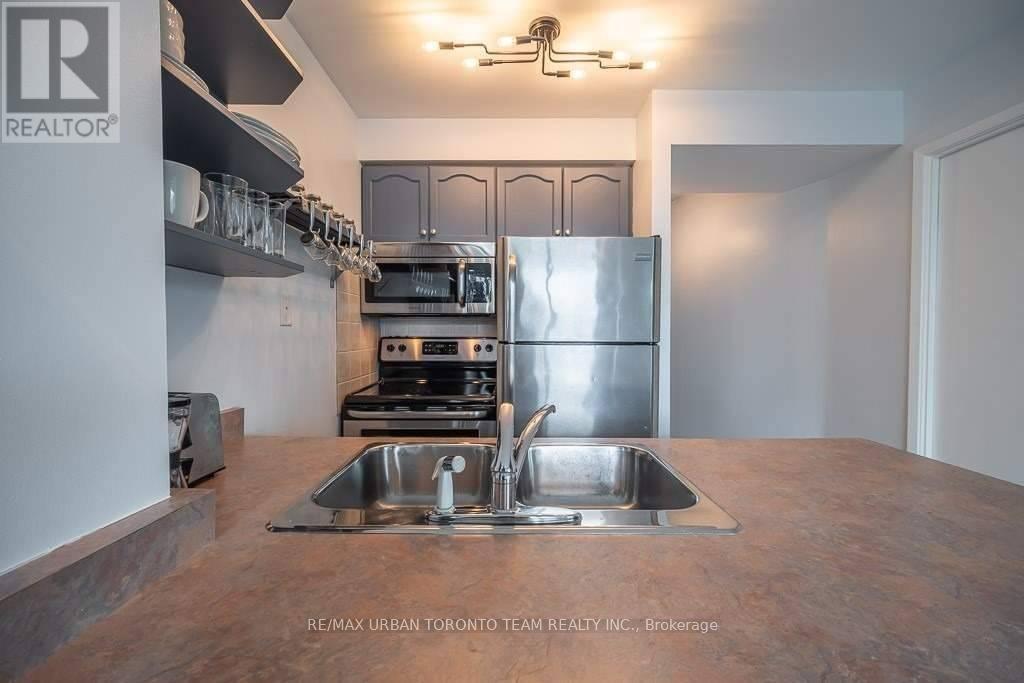 1601 - 650 Queens Quay Boulevard, Toronto, Ontario  M5V 3N2 - Photo 8 - C13110566