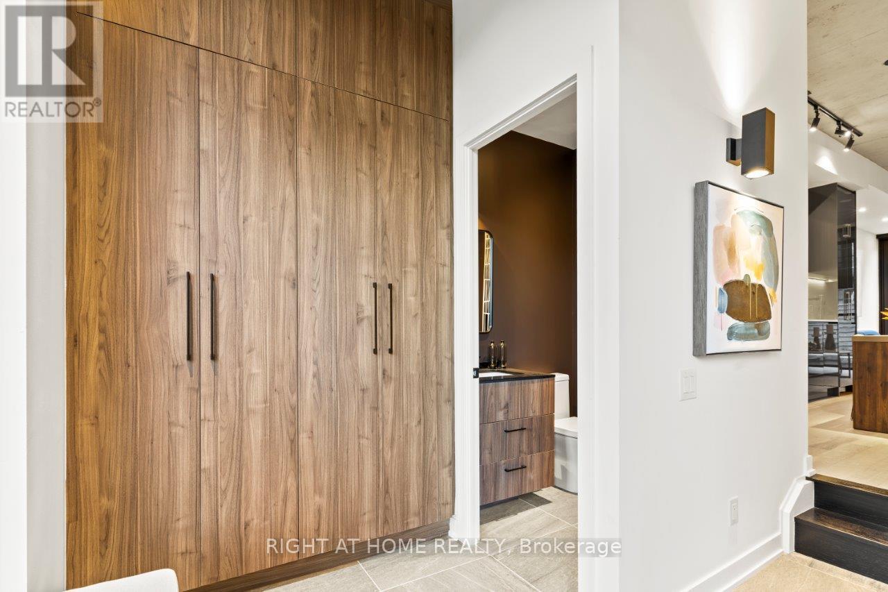 25 - 12 Dervock Crescent, Toronto, Ontario  M2K 1A7 - Photo 4 - C13110580