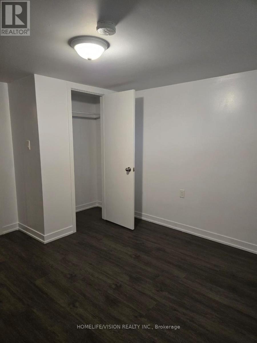 Unknown Address, ,    - Photo 5 - E13110326