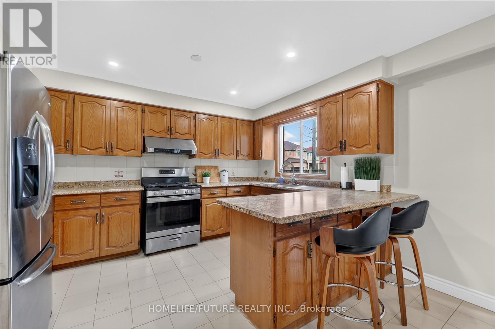 2 Lovel Avenue, Toronto, Ontario  M1B 2M5 - Photo 17 - E13110594