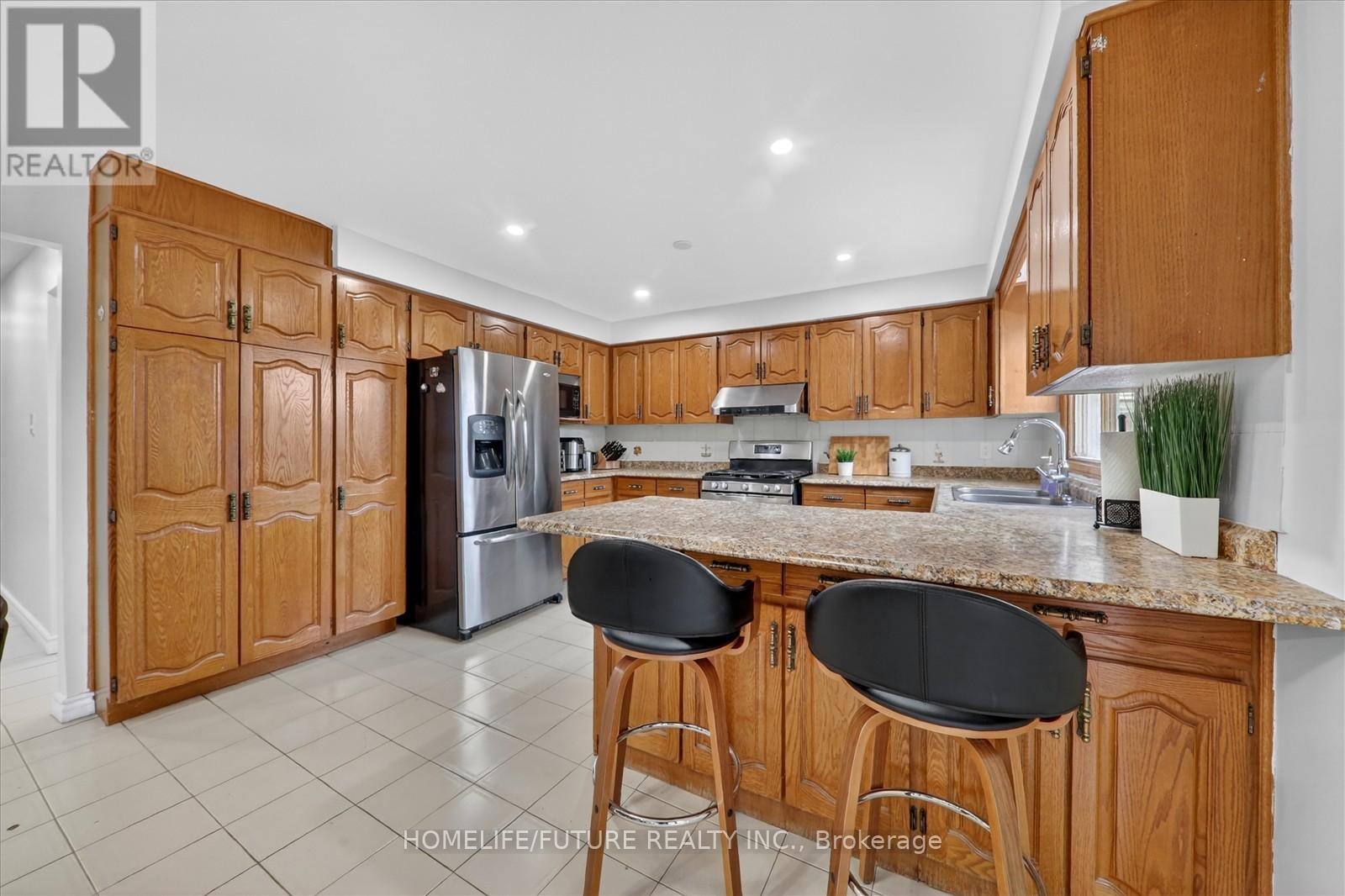 2 Lovel Avenue, Toronto, Ontario  M1B 2M5 - Photo 18 - E13110594