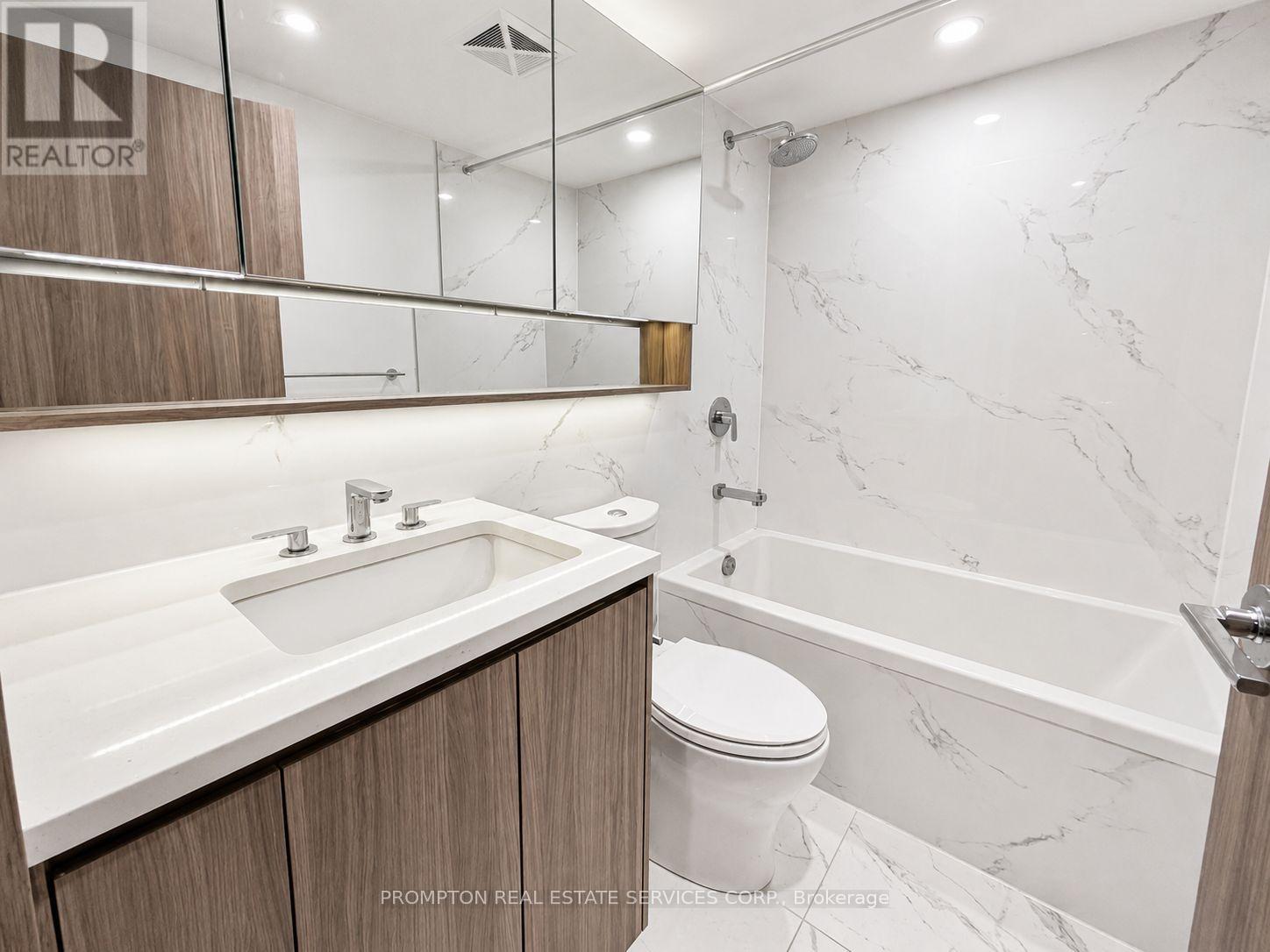 906 - 38 Widmer Street, Toronto, Ontario  M5V 2E9 - Photo 8 - C12991406