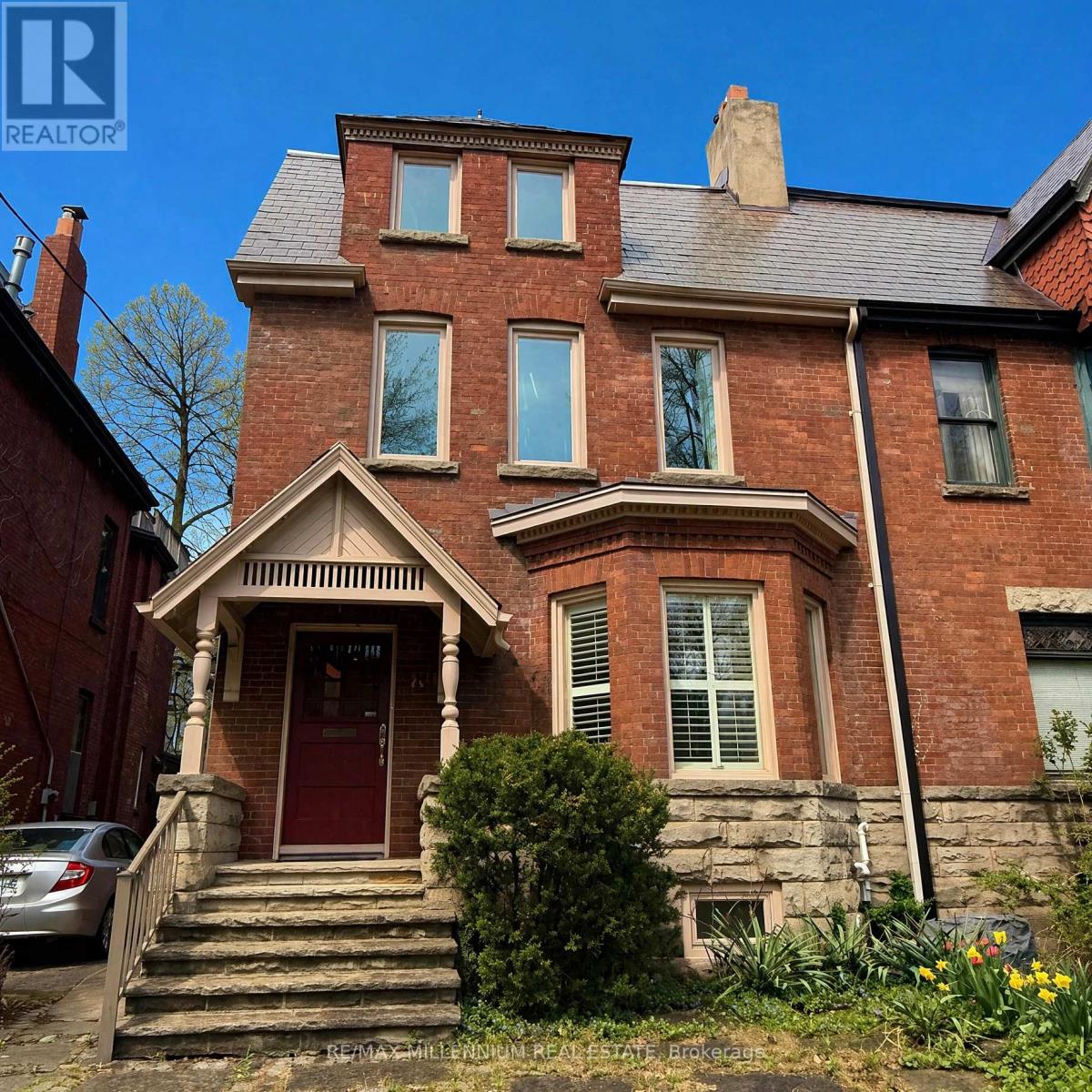 180 COTTINGHAM STREET, Toronto, Ontario