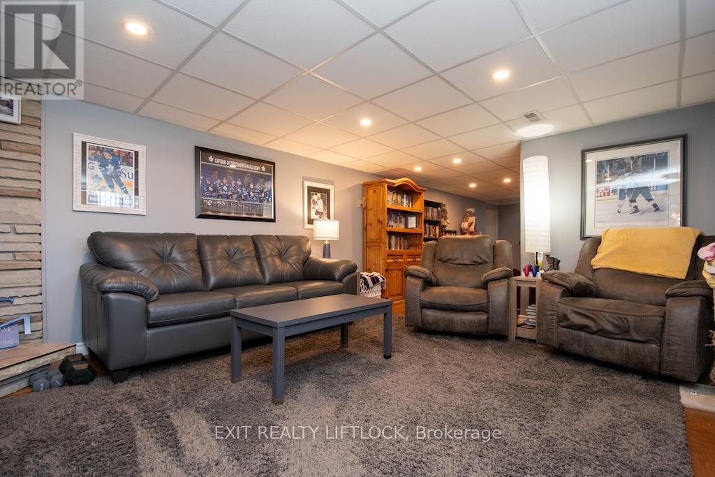 871 Westdale Avenue, Peterborough, Ontario  K9H 6C5 - Photo 28 - X12977952