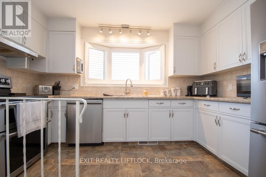 871 Westdale Avenue, Peterborough, Ontario  K9H 6C5 - Photo 9 - X12977952