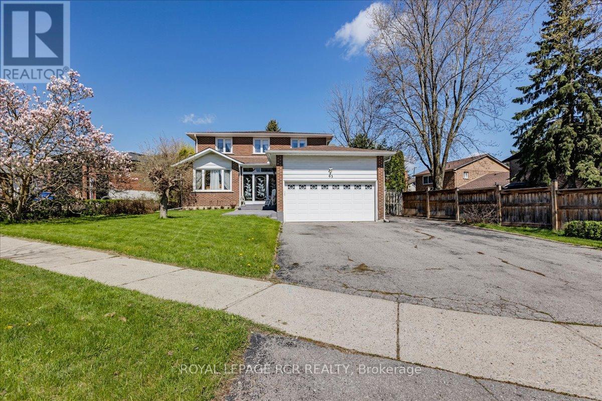 63 PORTLAND CRESCENT, Newmarket, Ontario