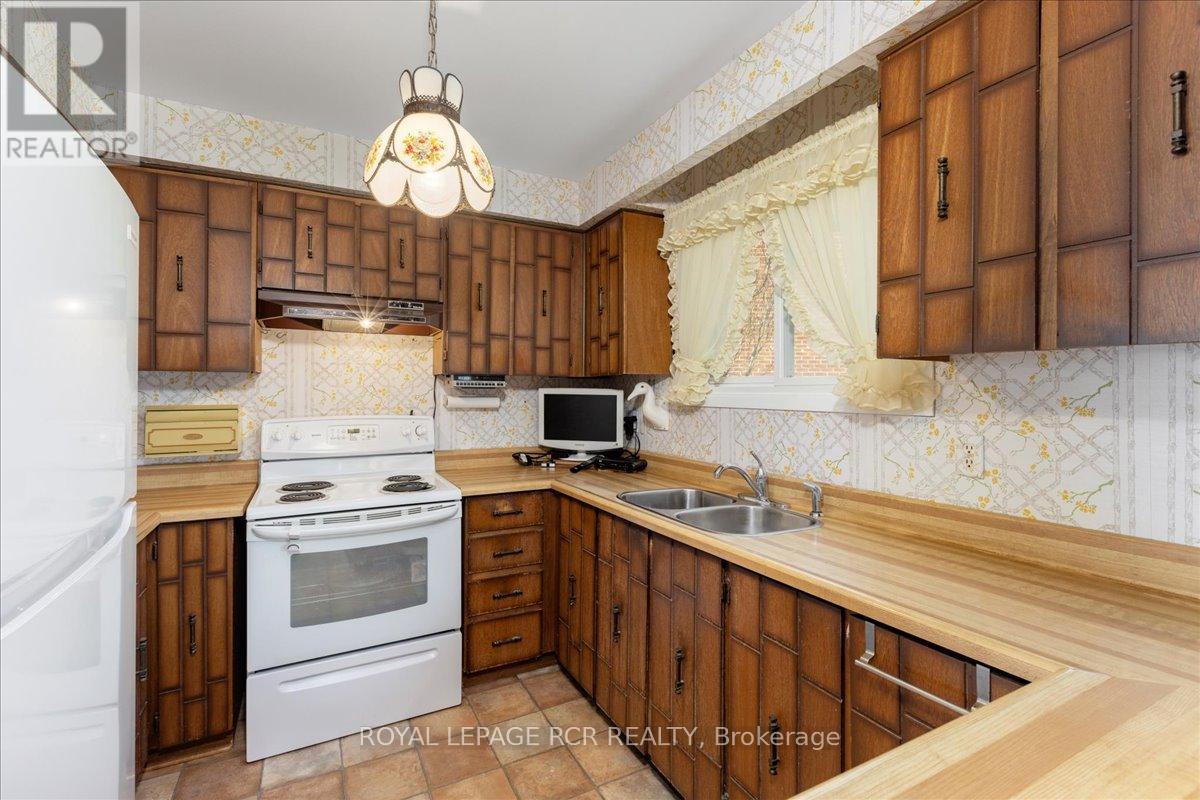 63 Portland Crescent, Newmarket, Ontario  L3Y 6A6 - Photo 13 - N13110444