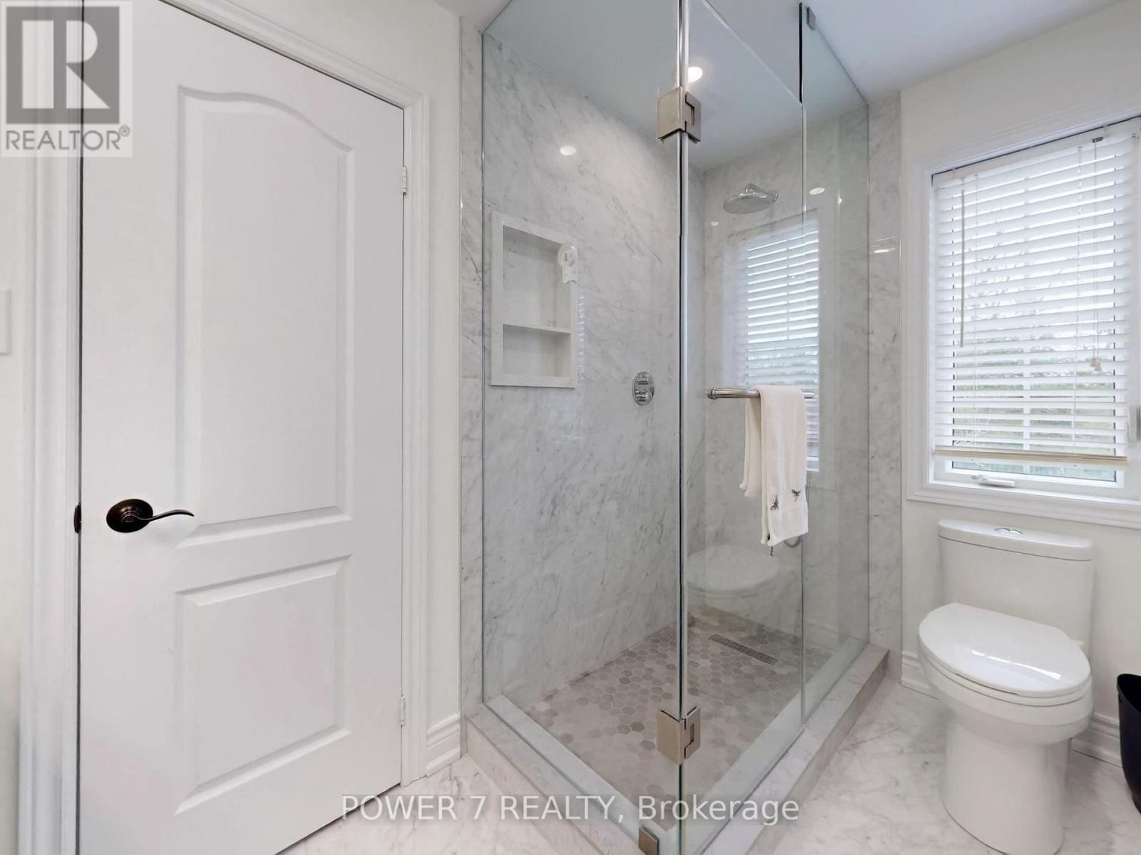 45 Lost Pond Crescent, Whitchurch-Stouffville, Ontario  L4A 0R4 - Photo 32 - N13110484