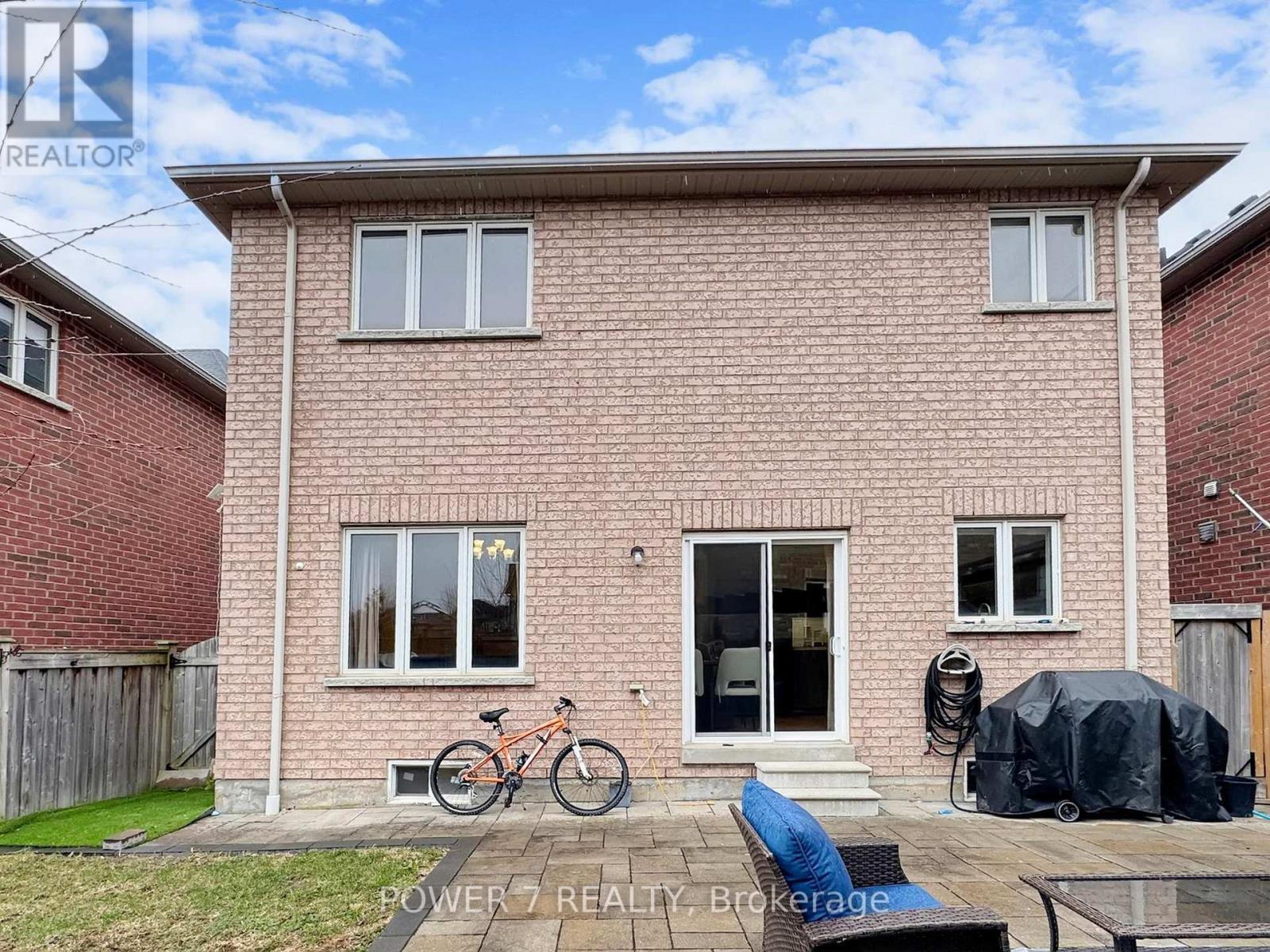45 Lost Pond Crescent, Whitchurch-Stouffville, Ontario  L4A 0R4 - Photo 37 - N13110484