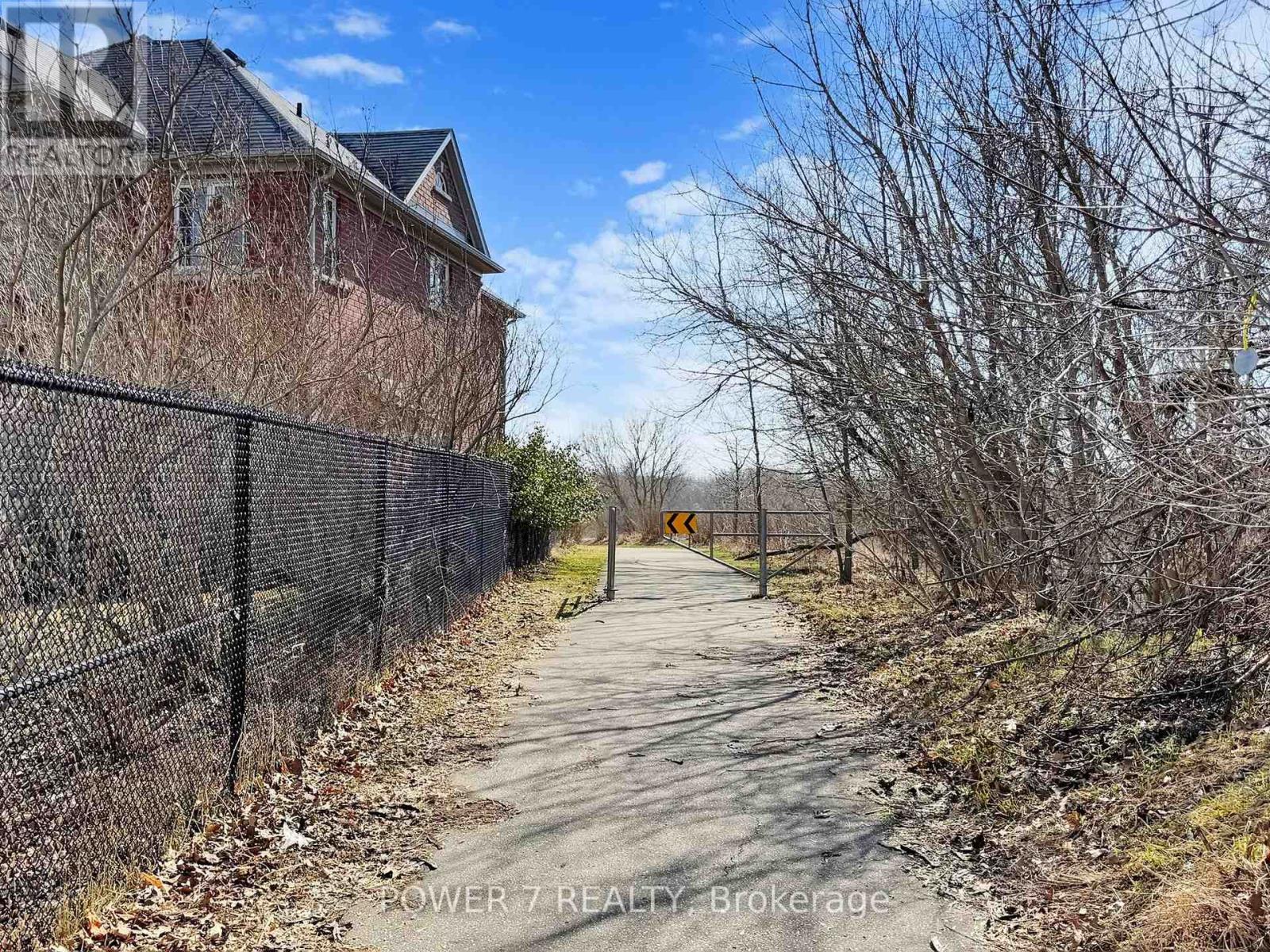 45 Lost Pond Crescent, Whitchurch-Stouffville, Ontario  L4A 0R4 - Photo 41 - N13110484