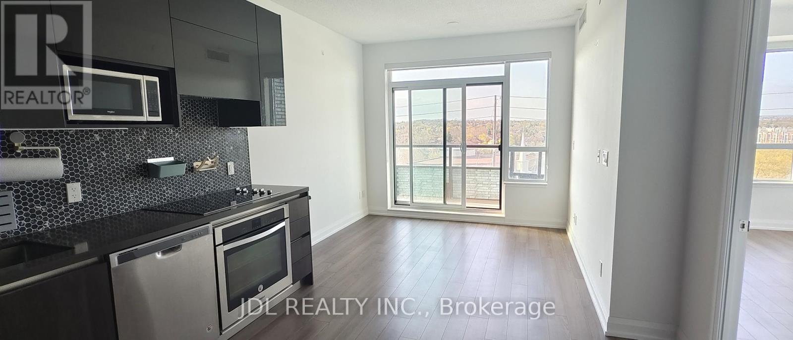 721 - 25 Water Walk Drive, Markham, Ontario  L6G 0G3 - Photo 5 - N13110548