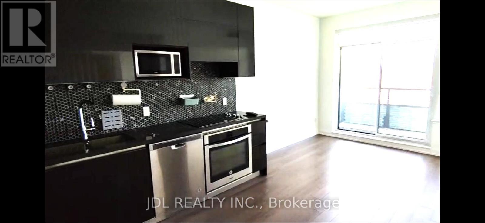 721 - 25 Water Walk Drive, Markham, Ontario  L6G 0G3 - Photo 7 - N13110548