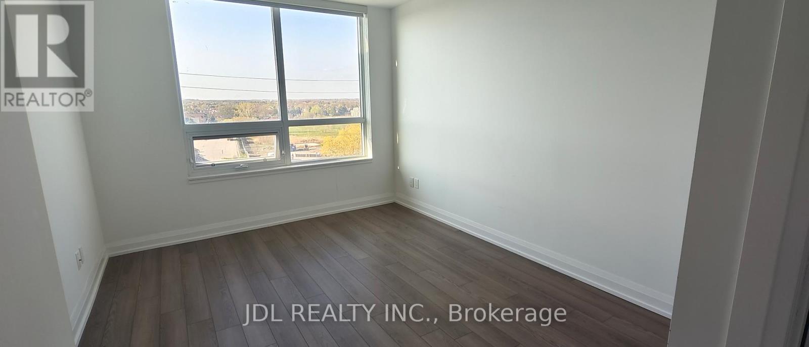 721 - 25 Water Walk Drive, Markham, Ontario  L6G 0G3 - Photo 8 - N13110548