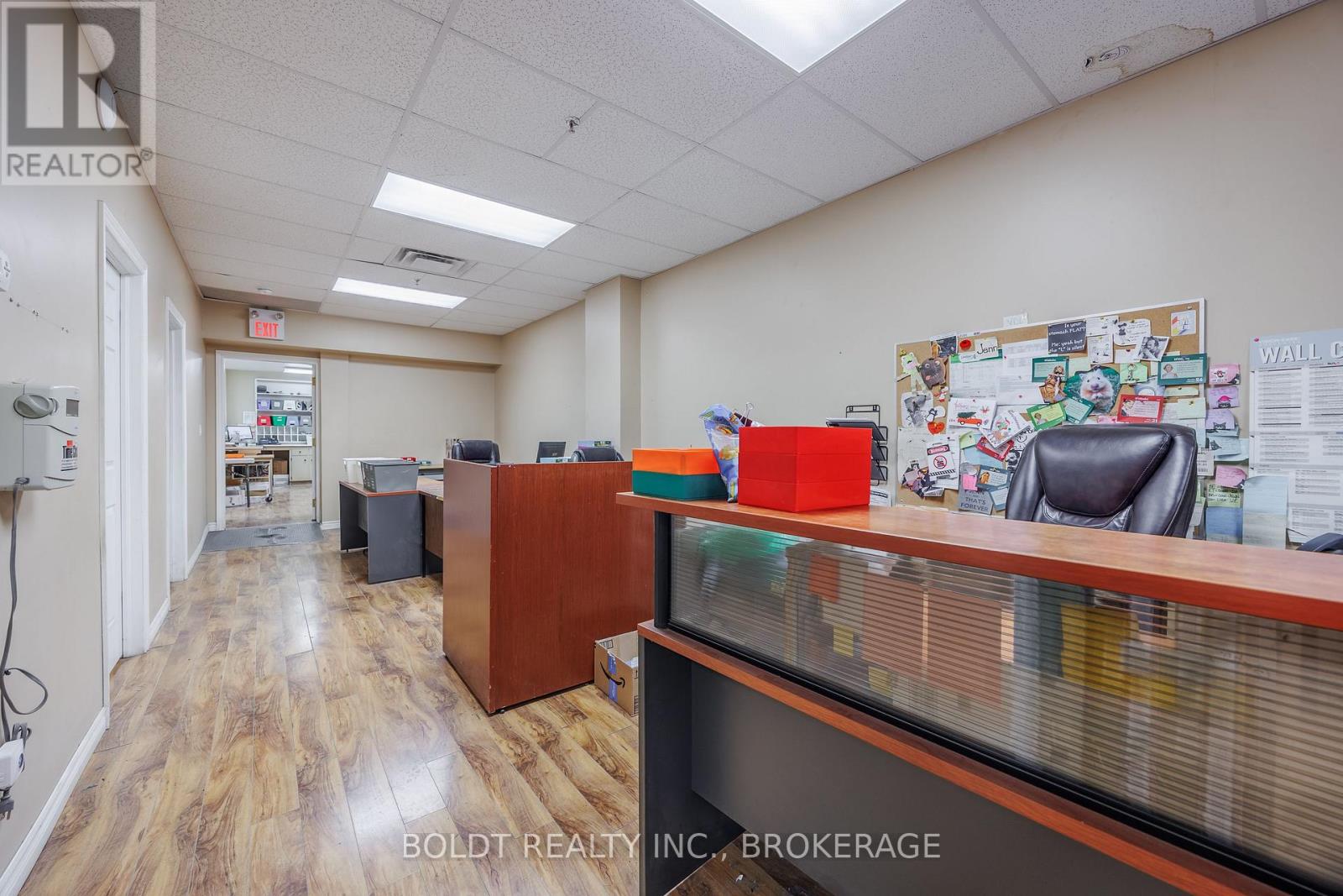 120 - 325 Welland Avenue, St. Catharines, Ontario  L2R 2R2 - Photo 14 - X12731962