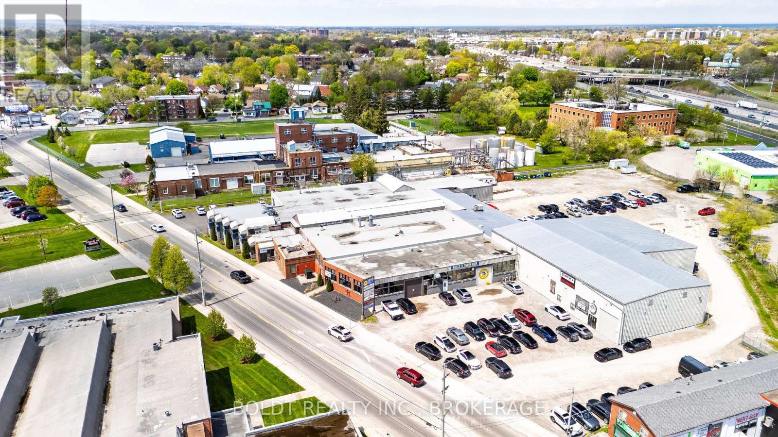 120 - 325 Welland Avenue, St. Catharines, Ontario  L2R 2R2 - Photo 23 - X12731962