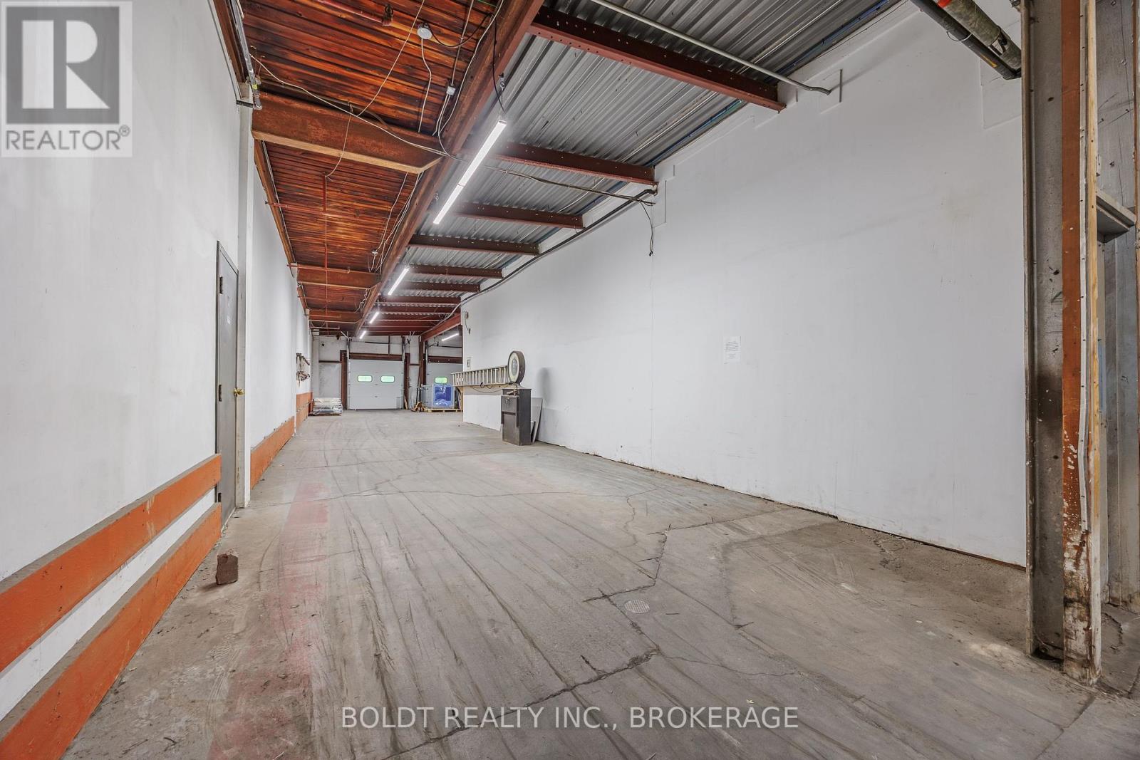120 - 325 Welland Avenue, St. Catharines, Ontario  L2R 2R2 - Photo 20 - X12731962