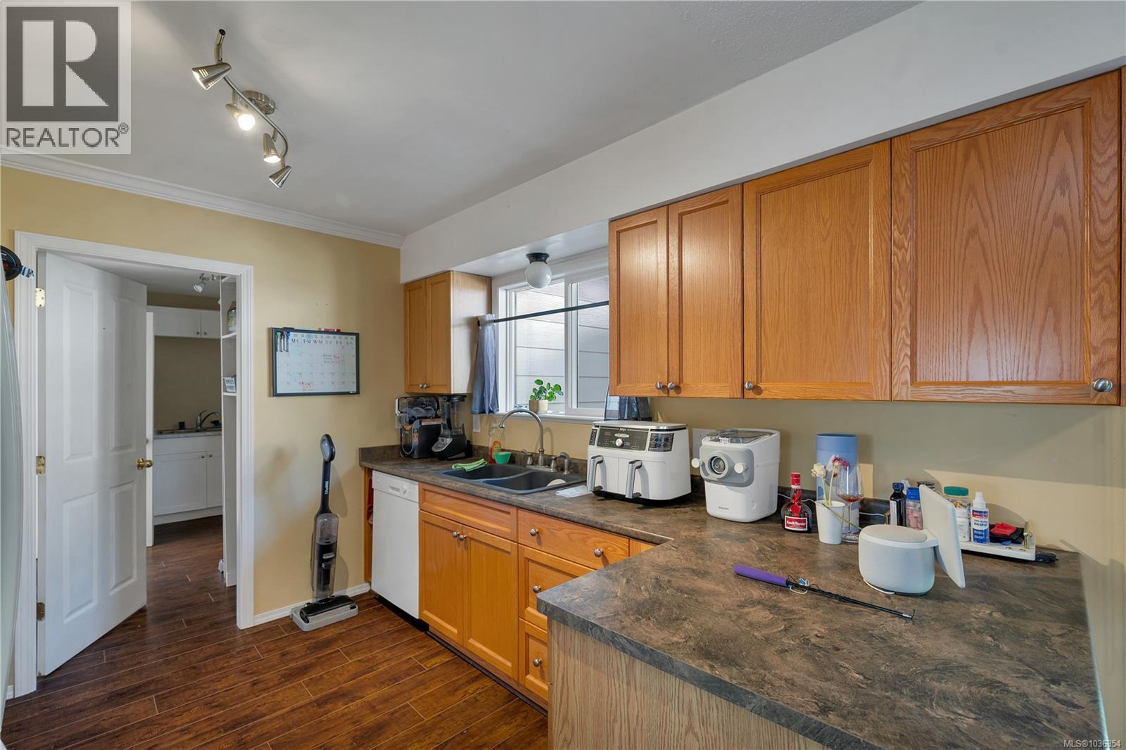 823 Kalmar Rd, Campbell River, British Columbia  V9W 2A1 - Photo 2 - 1036354