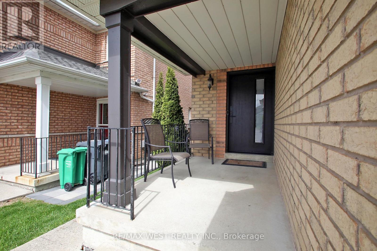 115 Grapevine Road, Caledon, Ontario  L7E 2M6 - Photo 3 - W13110330