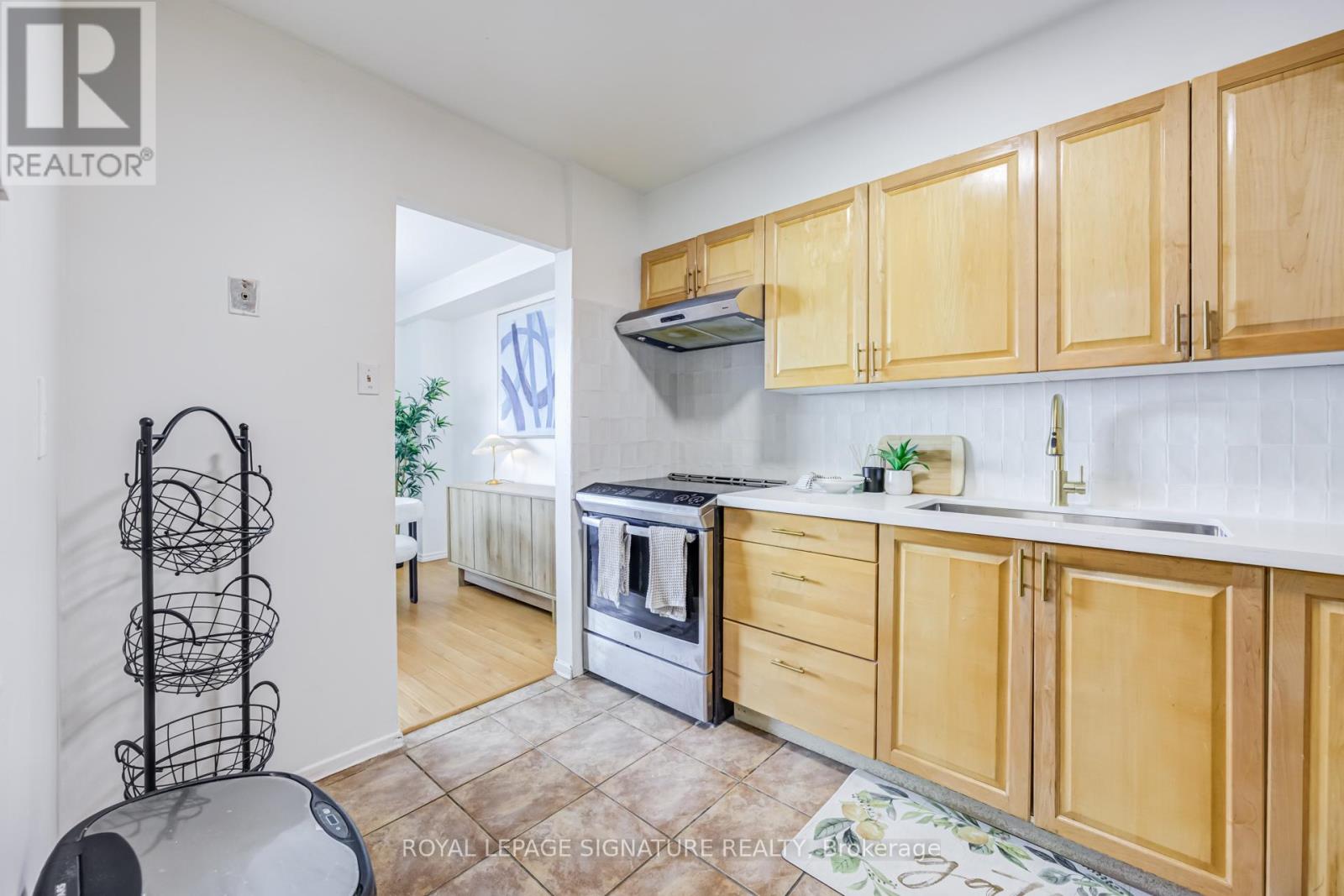 2309 - 3390 Weston Road, Toronto, Ontario  M9M 2X3 - Photo 12 - W13110370
