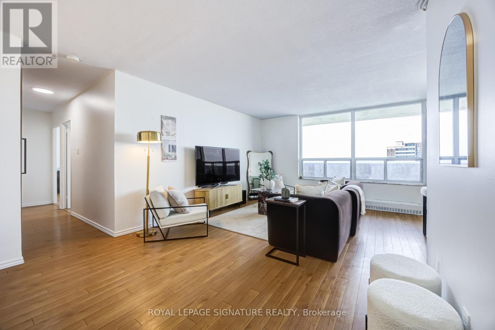 2309 - 3390 Weston Road, Toronto, Ontario  M9M 2X3 - Photo 2 - W13110370