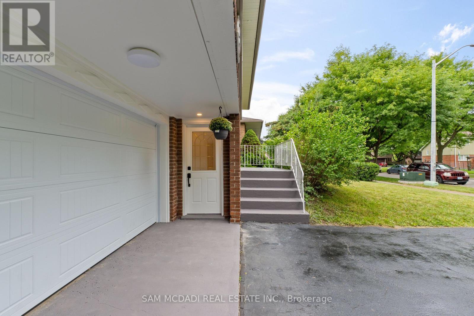 7209 Fayette Circle, Mississauga, Ontario  L5N 1Y5 - Photo 30 - W13110442