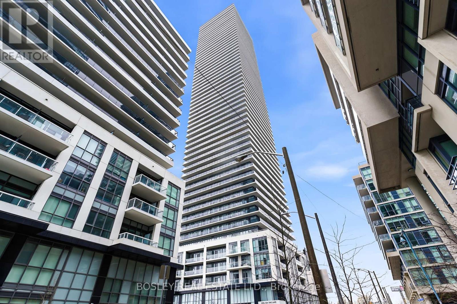 1410 - 70 ANNIE CRAIG DRIVE, Toronto, Ontario