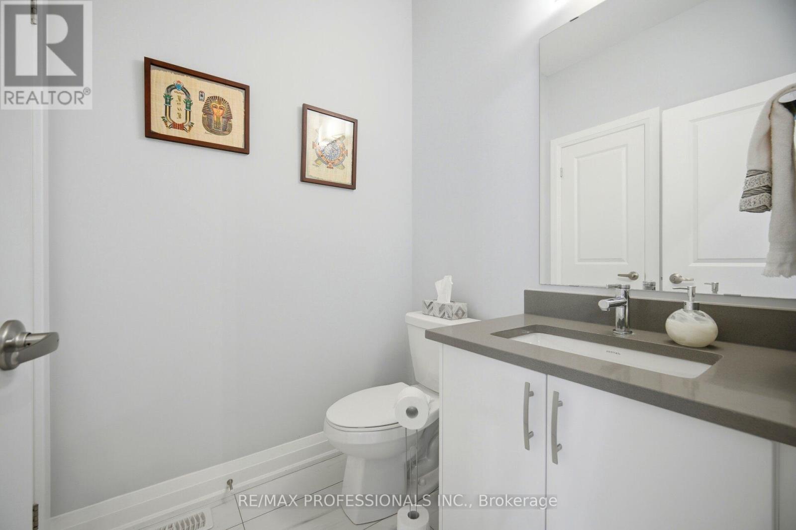 40 Bluestone Crescent, Brampton, Ontario  L6R 4B8 - Photo 20 - W13110480