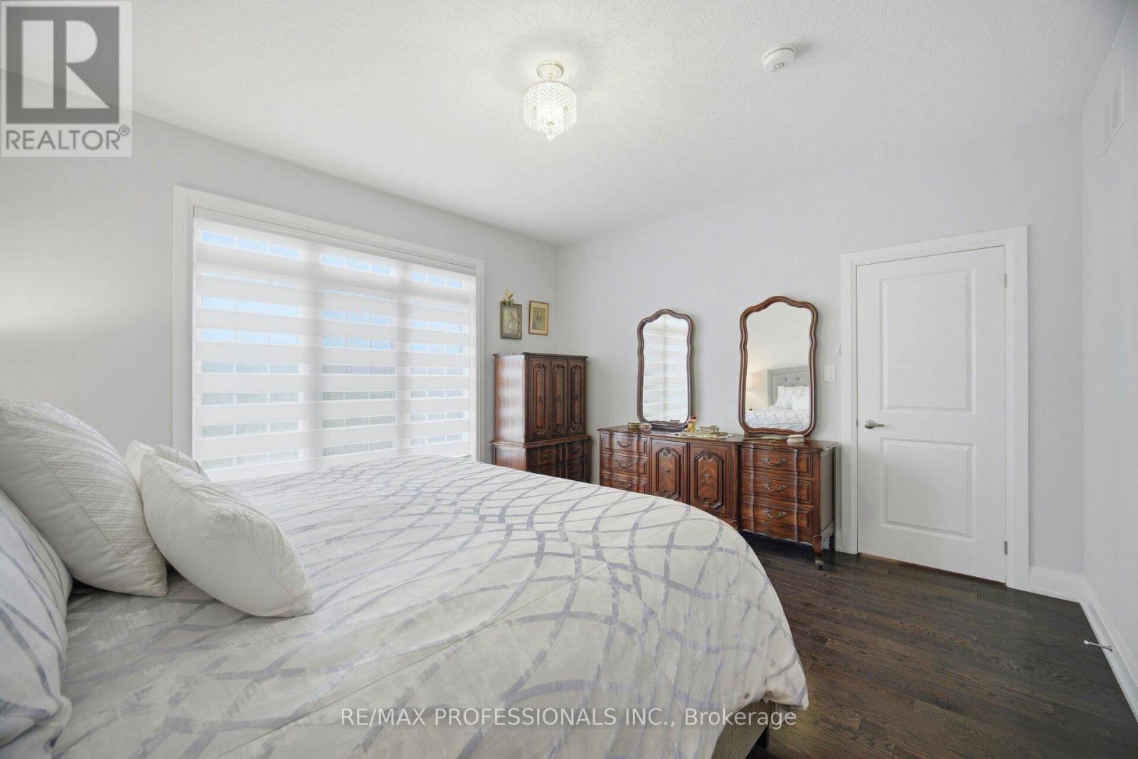 40 Bluestone Crescent, Brampton, Ontario  L6R 4B8 - Photo 23 - W13110480