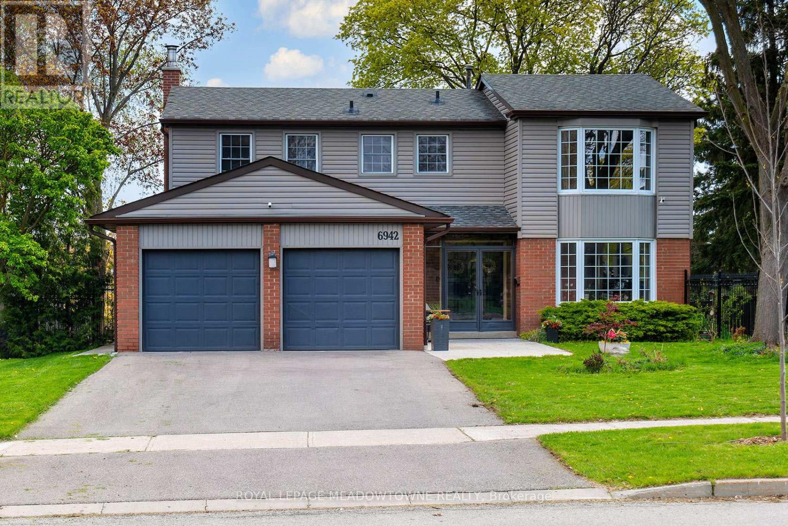 6942 BARRISDALE DRIVE, Mississauga, Ontario